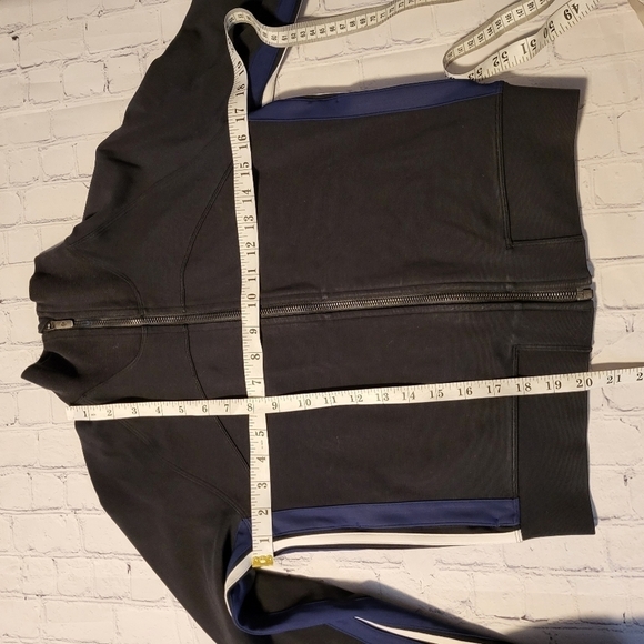 Lululemon Athletica Cover Your Tracks Jacket Size 4 - Picture 9 of 10